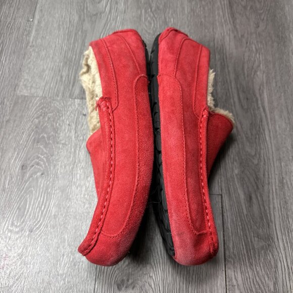 UGG Australia Men\'s Ascot Slipper Red US 11 /  EU 44110110W